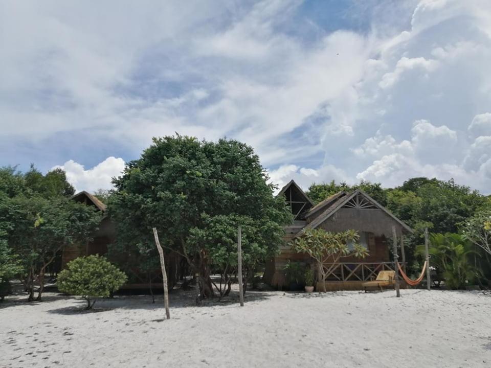 Green Blue Beach Hostel Koh Rong Sanloem Exteriör bild