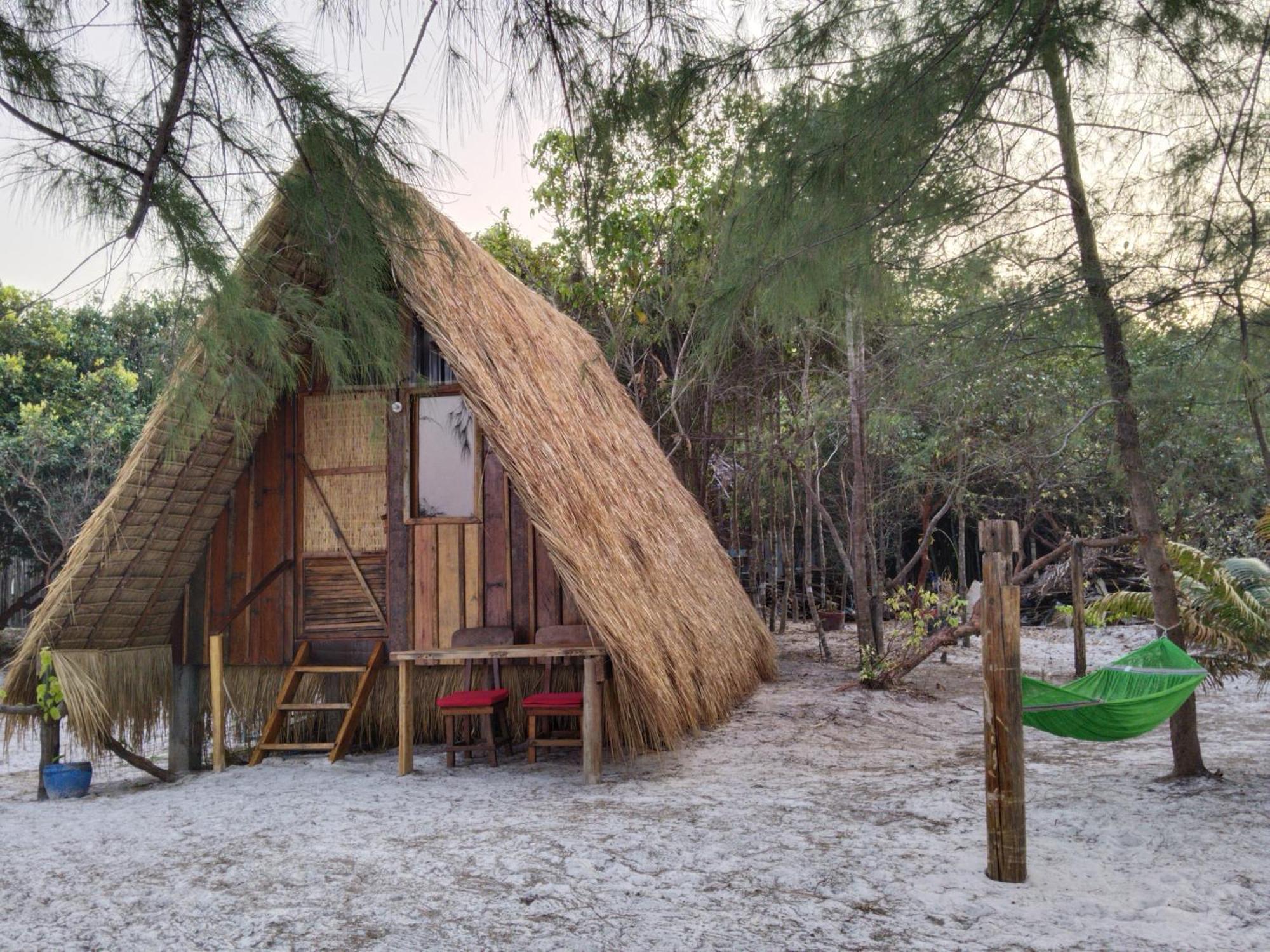 Green Blue Beach Hostel Koh Rong Sanloem Exteriör bild
