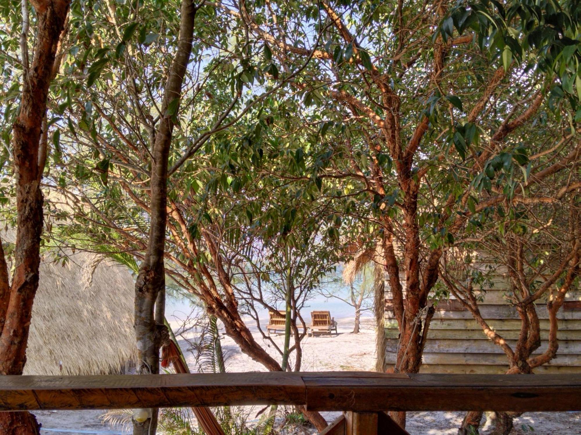 Green Blue Beach Hostel Koh Rong Sanloem Exteriör bild