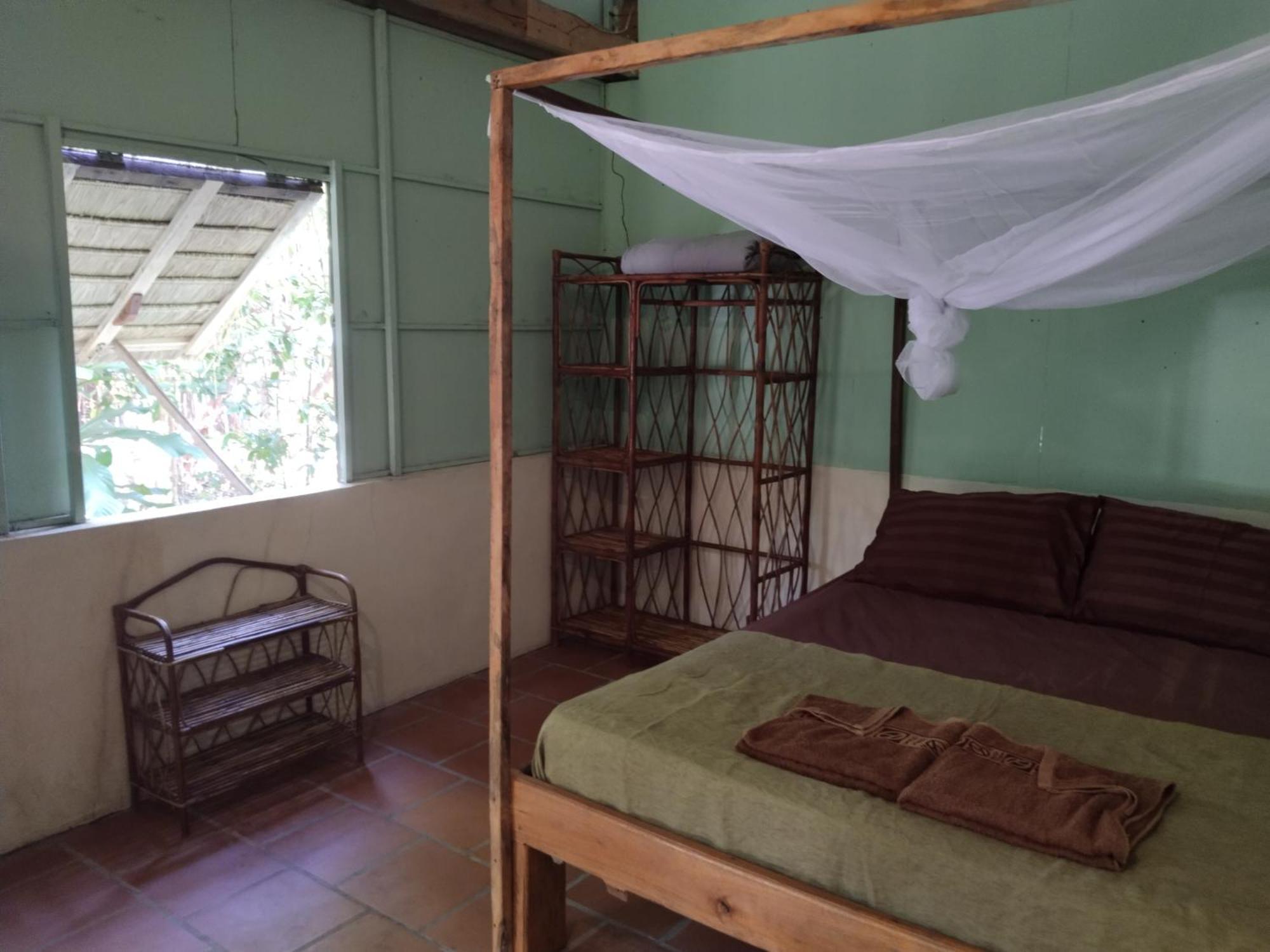 Green Blue Beach Hostel Koh Rong Sanloem Exteriör bild