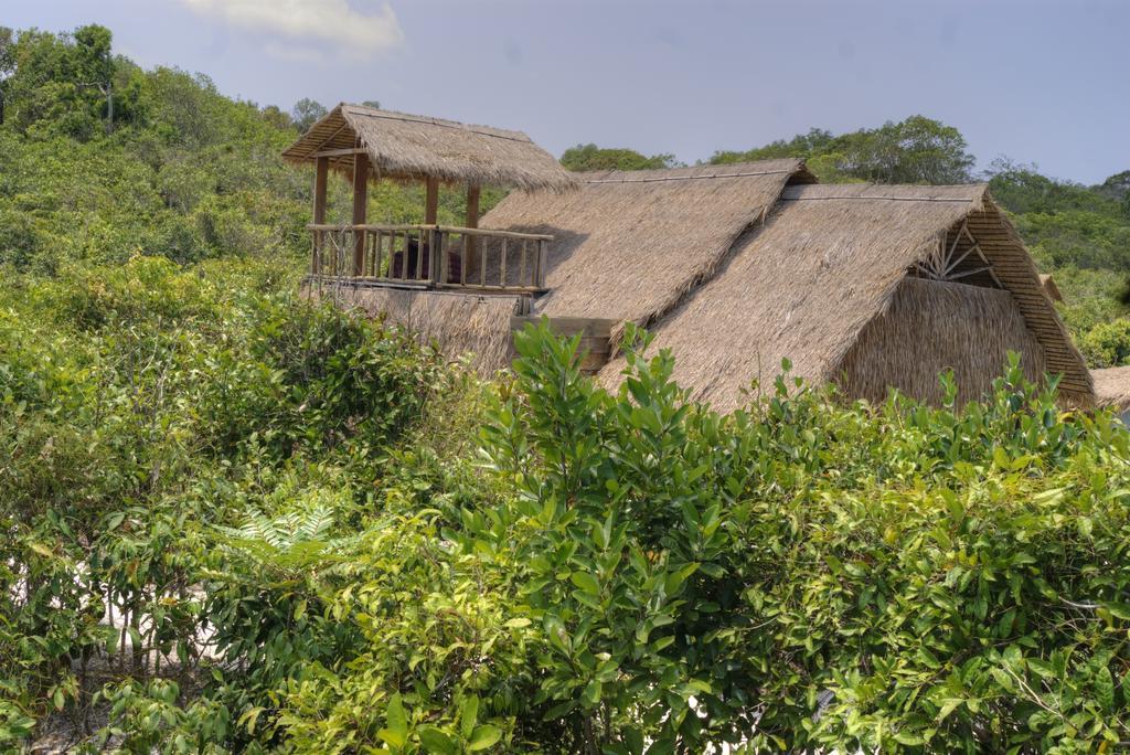 Green Blue Beach Hostel Koh Rong Sanloem Exteriör bild