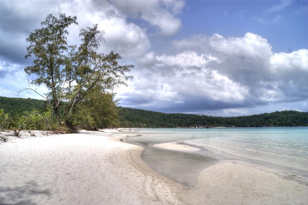 Green Blue Beach Hostel Koh Rong Sanloem Exteriör bild